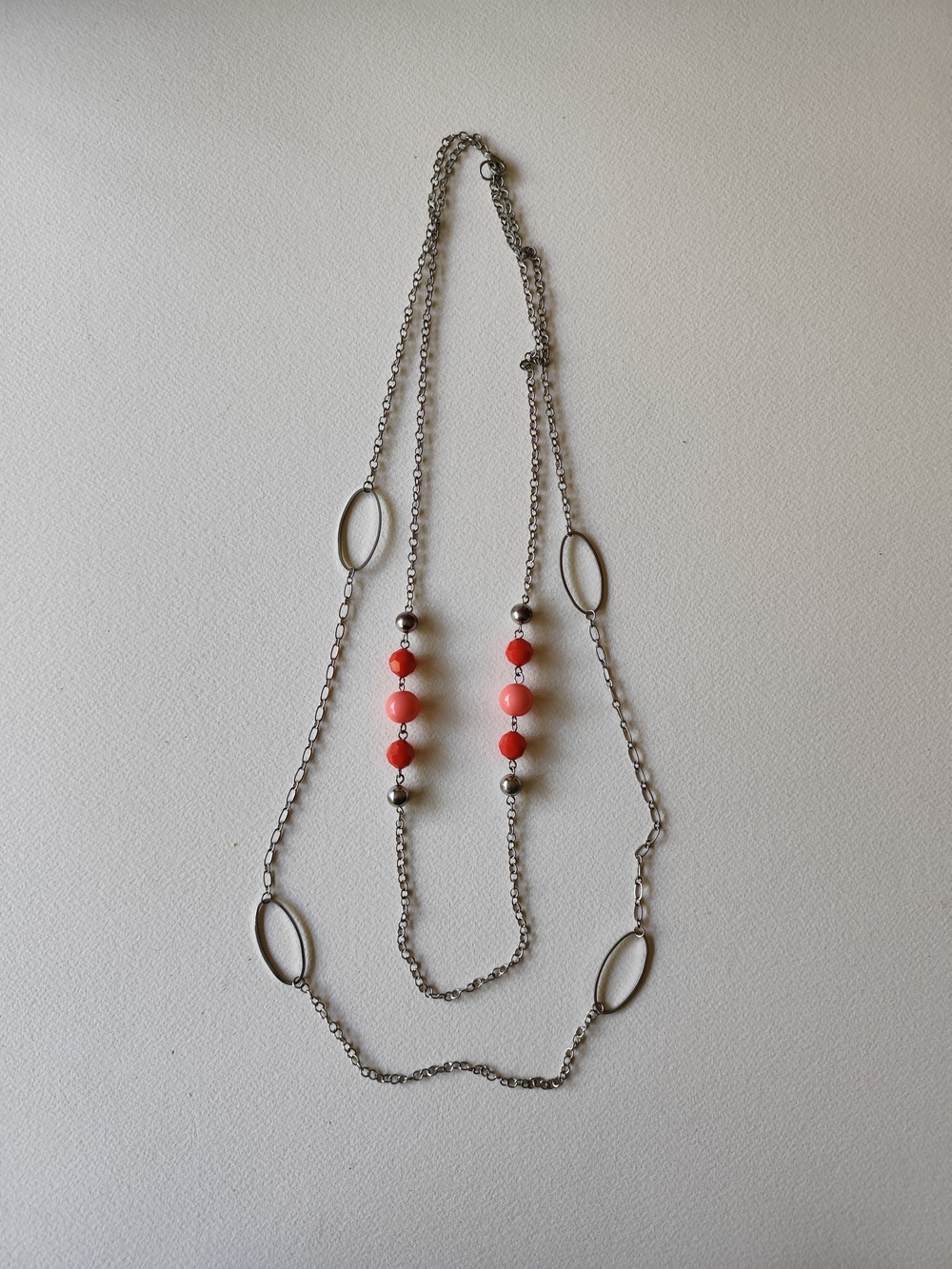 3/$25💙Silver-Tone Long Necklace with Coral Pink Beads
